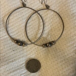 Sterling Silver Hoop Earrings with - Silver pearls